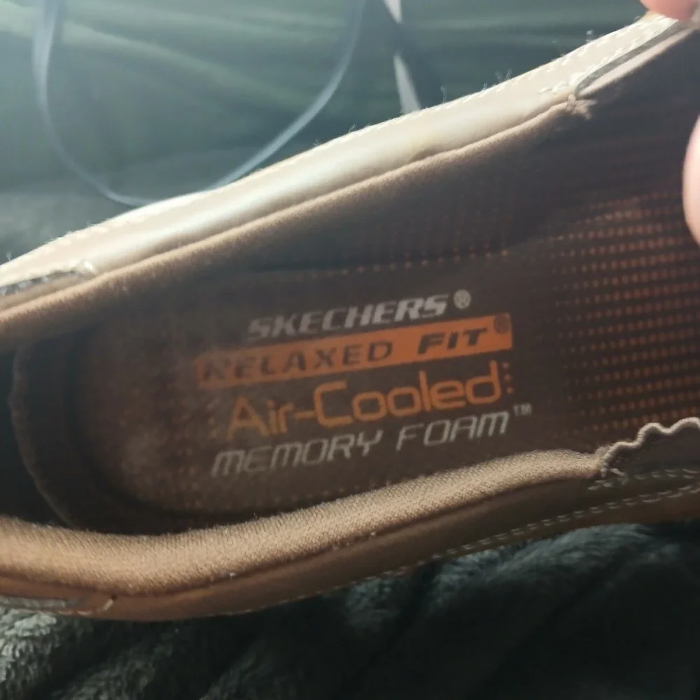 Skechers Relaxed Fit Loafers 7.5 Brown Leather Air-Cooled Memory Foam 64858